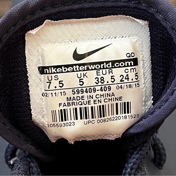 NIKE Air Max Thea Sneakers - Picture 6 of 6